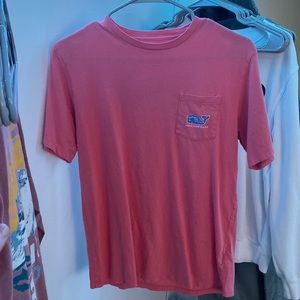 Boys Vineyard Vines T-Shirt size XL